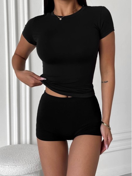 Жіночі короткі шорти чорного кольору 32665