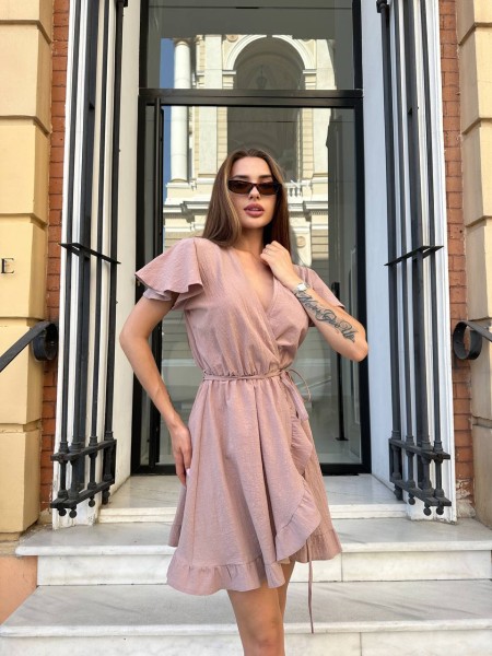 Легкое льняное платье мини на запах бежевого цвета 32716