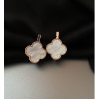 Серьги белый клевер золотого цвета английский замок 32809
