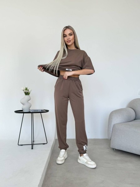 Женский костюм штаны + широка футболка коричневого цвета 32854