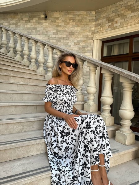 Легкое  платье миди молочного цвета 32890