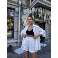 Жіночий повсякденний костюм з шортами молочного кольору 32897