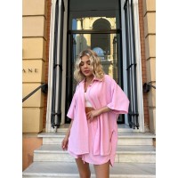 Жіночий легкий костюм з шортами рожевого кольору 32899