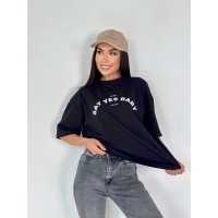 Базова жіноча футболка з написом чорного кольору 32911