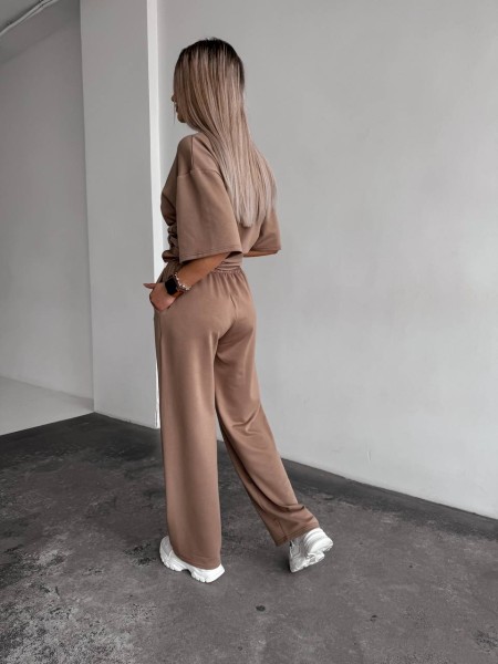 Жіночий спортивний костюм кавового кольору 32942