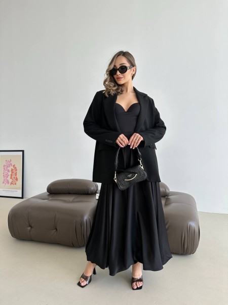 Довга шовкова спідниця чорного кольору 32980
