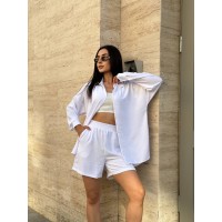 Жіночий прогулянковий костюм з шортами молочного кольору 33011