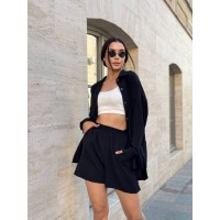 Женский прогулочный костюм с шортами черного цвета 33012
