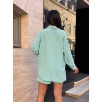 Жіночий прогулянковий костюм з шортами оливкового кольору 33017