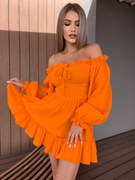 Муслинова сукня міні з рюшами помаранчевого кольору 33025