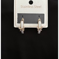 Сережки з метеликом золотого кольору 33041