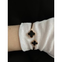 Браслет - манжет дві Конюшини золотого кольору 33050