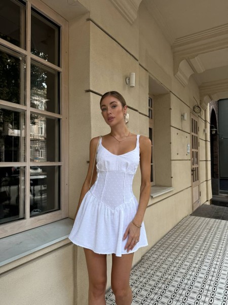 Літня сукня-комбінезон міні молочного кольору 33070