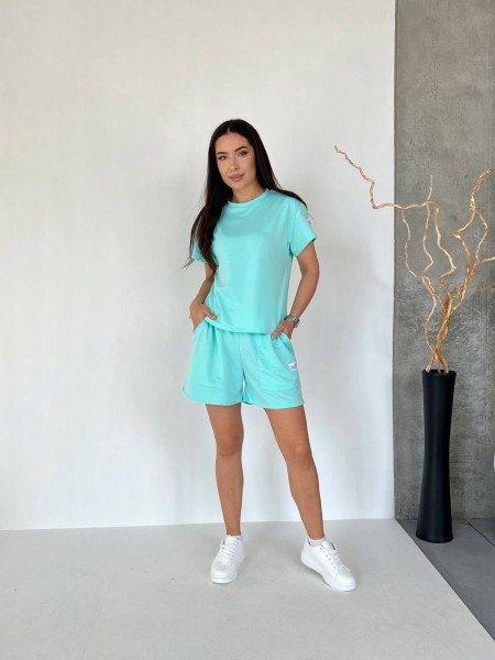Жіночий літній костюм із шортами м'ятного кольору 33097