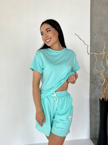 Жіночий літній костюм із шортами м'ятного кольору 33097