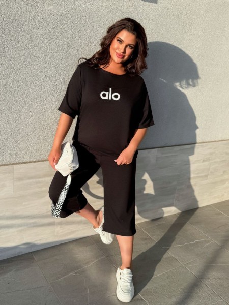 Легкий повсякденний костюм чорного кольору 33178