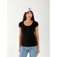 Жіноча футболка з великою горловиною чорного кольору 33236