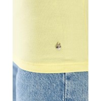 Жіноча футболка з великою горловиною жовтого кольору 33237