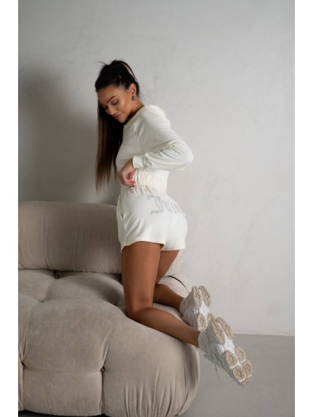 Жіночий літній велюровий костюм молочного кольору 33254