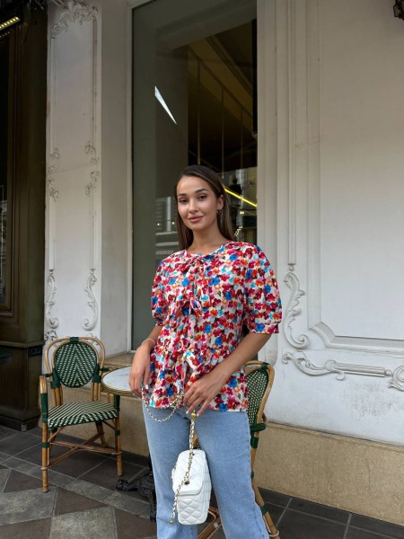 Женская летняя блузка на завязках красного цвета 33282