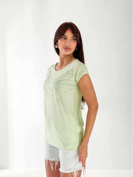 Жіноча футболка з малюнком салатового кольору 33306