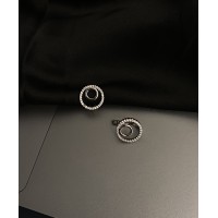 Сережки круглі з камінцями срібного кольору англійський замок 33353