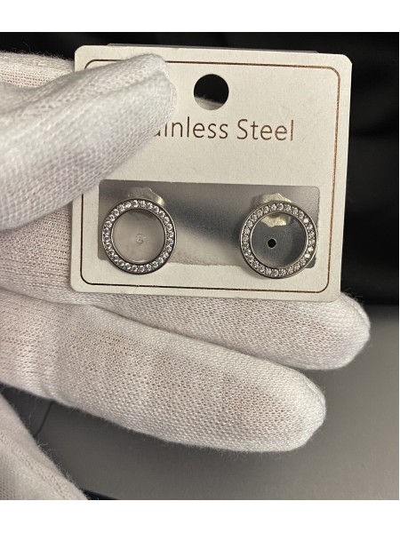 Сережки круглі з камінцями срібного кольору застібка - пусет 33356