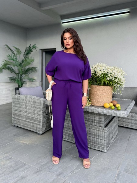 Жіночий легкий прогулянковий костюм бузкового кольору 33402