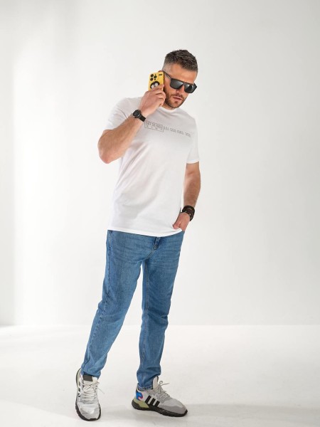 Чоловіча футболка з цифрами білого кольору 33449