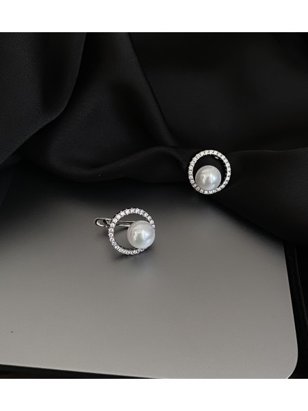 Сережки Перлина англійський замок срібного кольору 33456