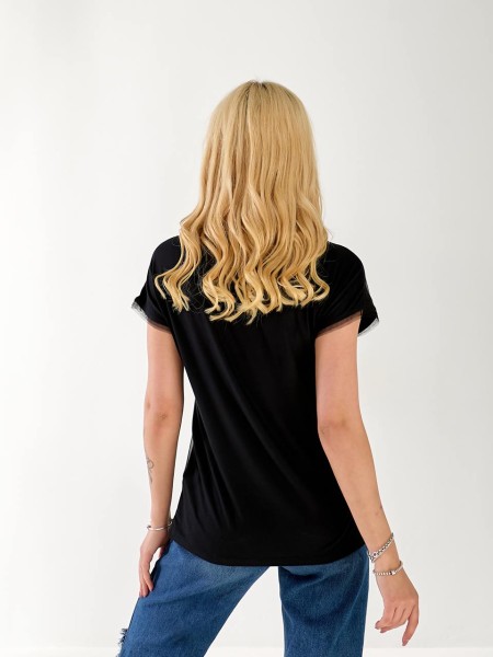 Жіноча базова футболка з малюнком чорного кольору 33464