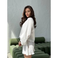 Жіночий льняний костюм з шортами молочного кольору 33565