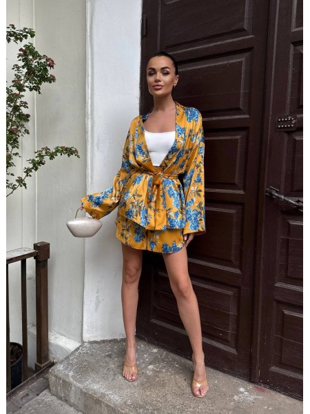 Жіночий шовковий костюм з кімоно жовтого кольору 33480