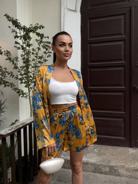 Жіночий шовковий костюм з кімоно жовтого кольору 33480