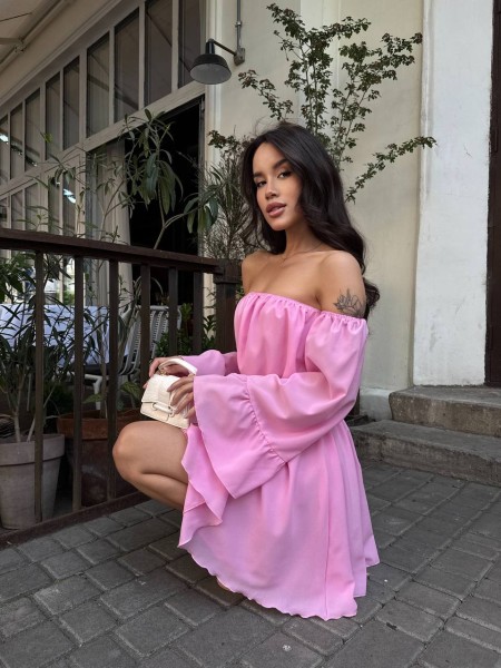 Літня сукня з відкритими плечима рожевого кольору 33518