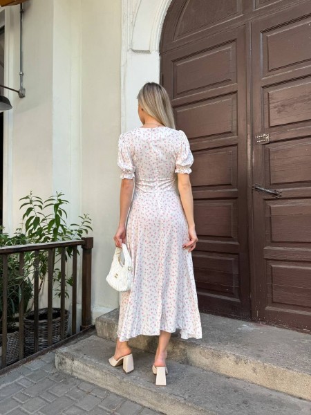 Классическое летнее платье миди молочного цвета 33528