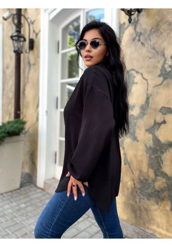 Жіноча сорочка з манжетами на резинці чорного кольору 33552