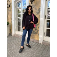 Жіноча сорочка з манжетами на резинці чорного кольору 33552