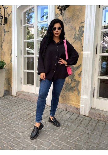 Жіноча сорочка з манжетами на резинці чорного кольору 33552