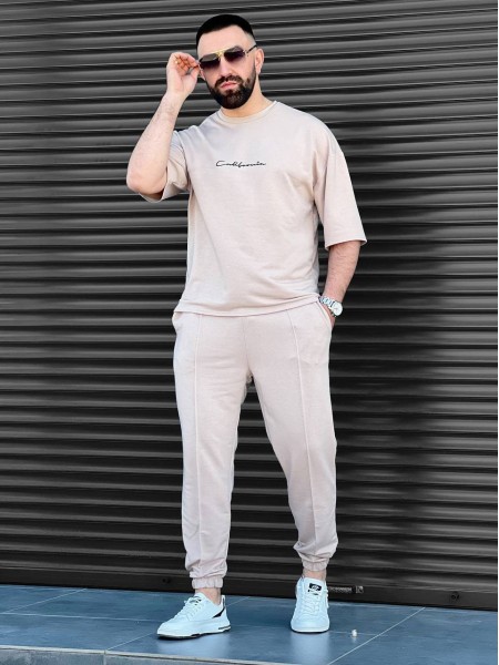 Чоловічий літній прогулянковий костюм бежевого кольору 33581