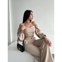 Костюм топ + штани бежевого кольору 24320