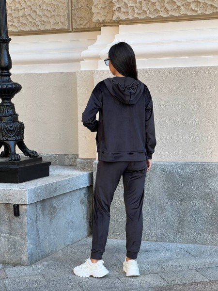 Женский спортивный костюм на молнии черного цвета 25251