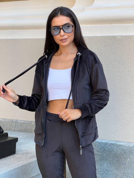 Женский спортивный костюм на молнии черного цвета 25251