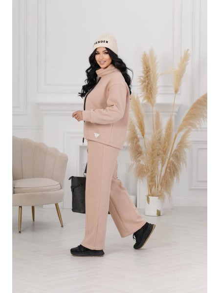 Жіночий прогулянковий костюм бежевого кольору 25378 N