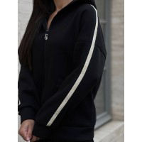 Жіночий теплий костюм із змійкою чорного кольору 25637