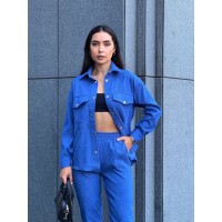 Жіночий костюм із мікровельвету на кнопках синього кольору 26050 Vo