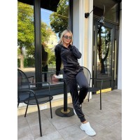 Женский велюровый костюм черного цвета 26286