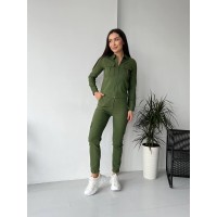 Женский костюм  цвета хаки  26303
