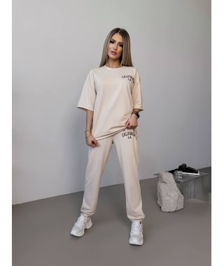 Жіночий спортивний костюм "California" бежевого кольору 27317 LАМ