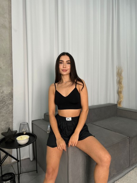 Жіночі шорти чорного кольору 27449 АМ